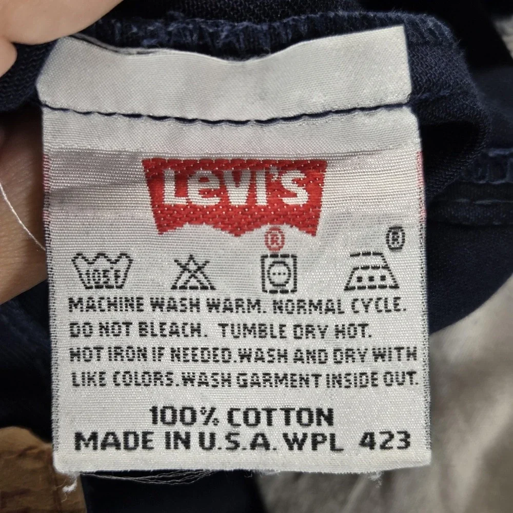 VTG Levis 501 Jeans Mens Blue Dark Wash Straight Button Fly Made USA Fits 32x30